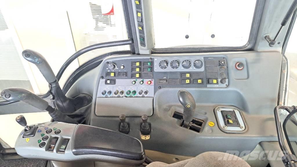 Valtra M 130 Traktorok