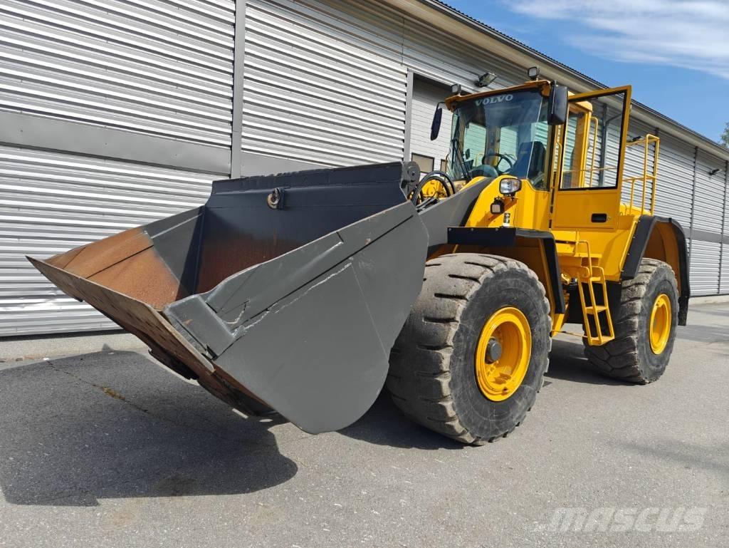 Volvo L 180 E Gumikerekes homlokrakodók