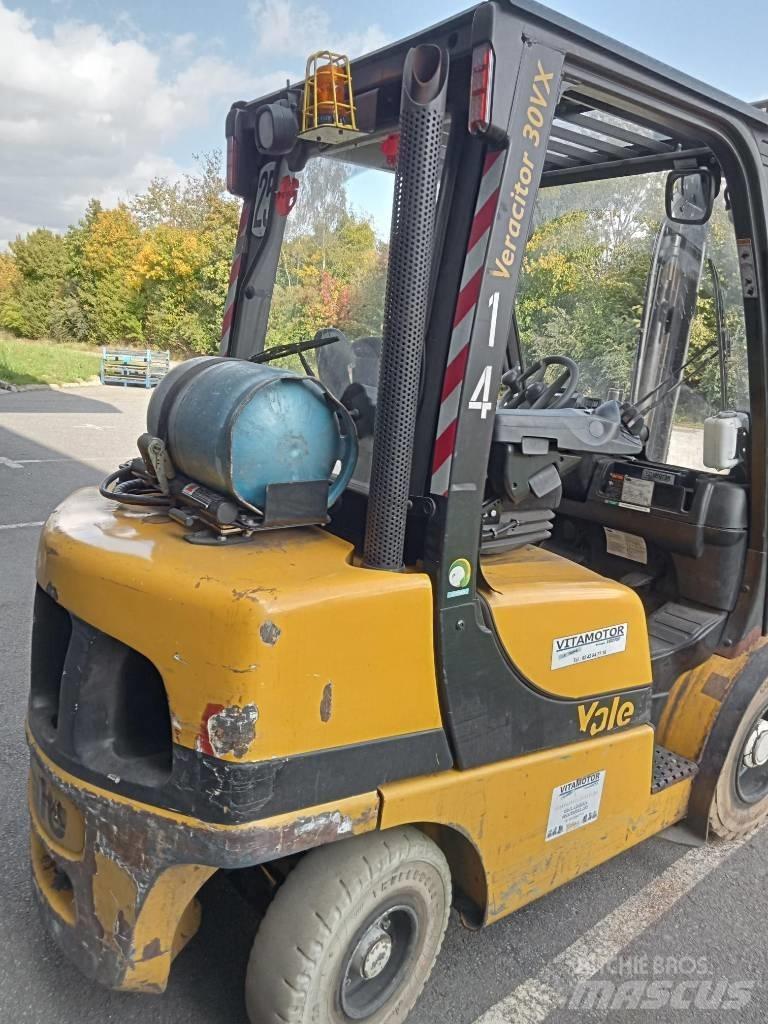 Yale GLP30 Gázüzemű targoncák