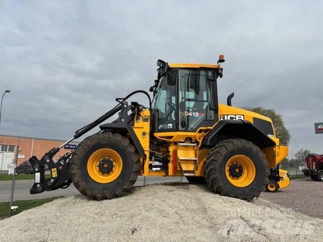 JCB 413 S Gumikerekes homlokrakodók