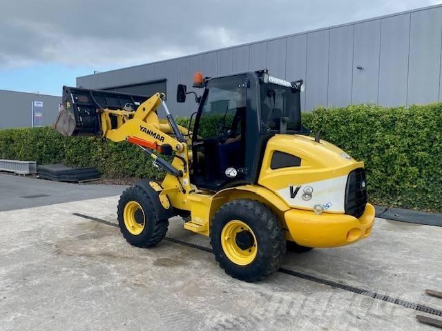 Yanmar V 8 Gumikerekes homlokrakodók