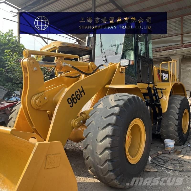 CAT 966 H Gumikerekes homlokrakodók