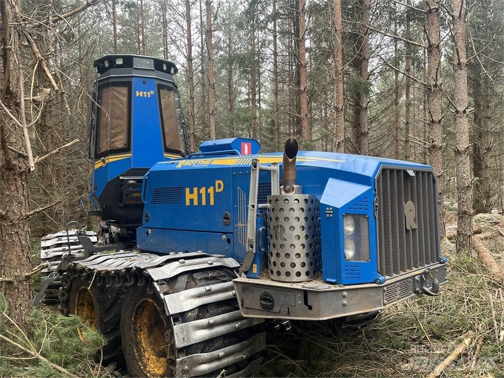 Rottne H11D Betakarítók