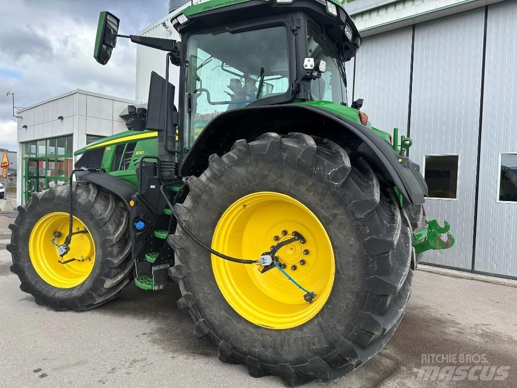 John Deere 7R 330 Traktorok