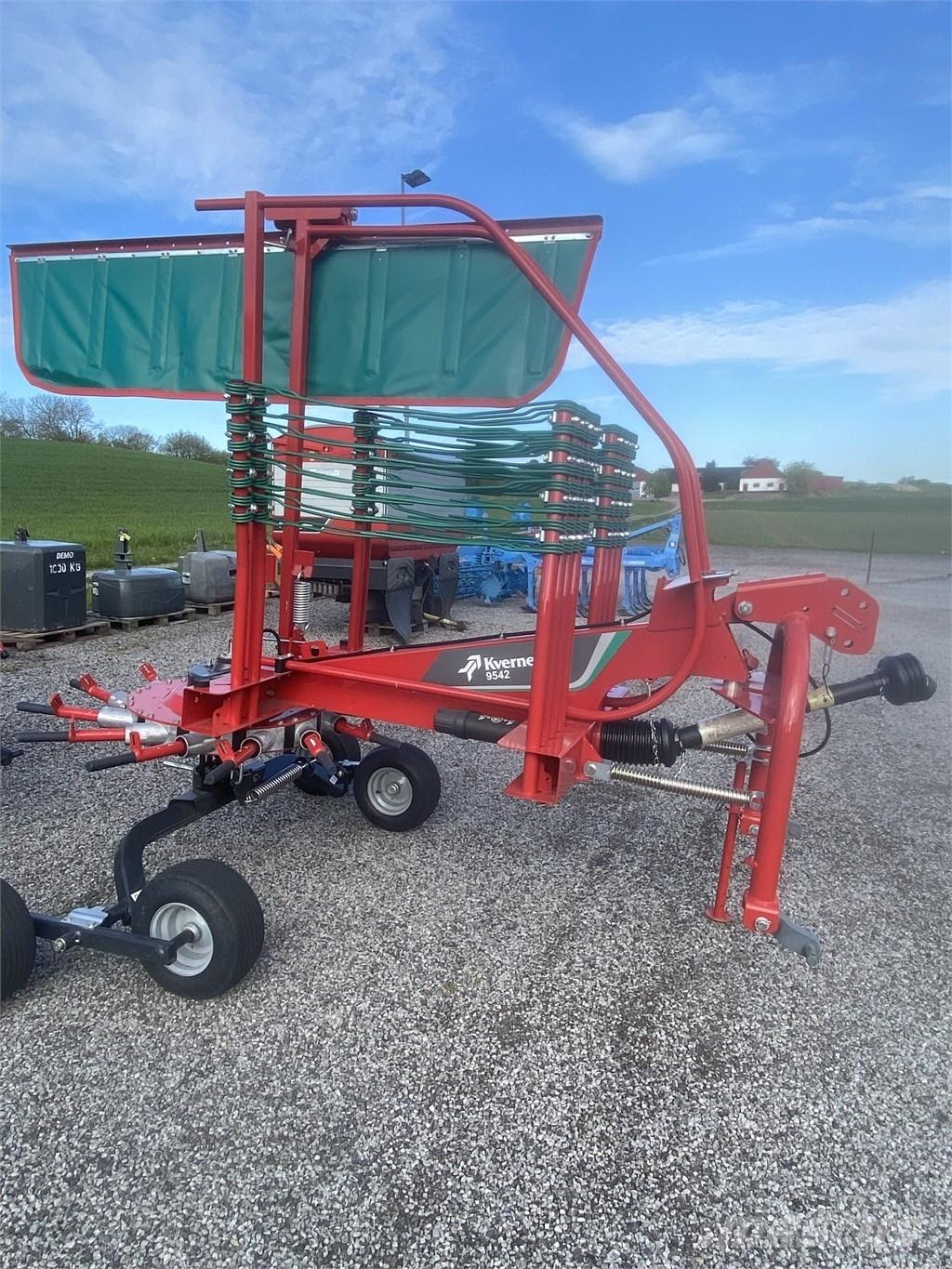 Kverneland 9542 Rendforgatók