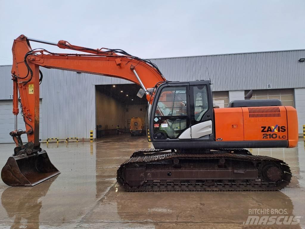 Hitachi ZX210LC-5B Lánctalpas kotrók