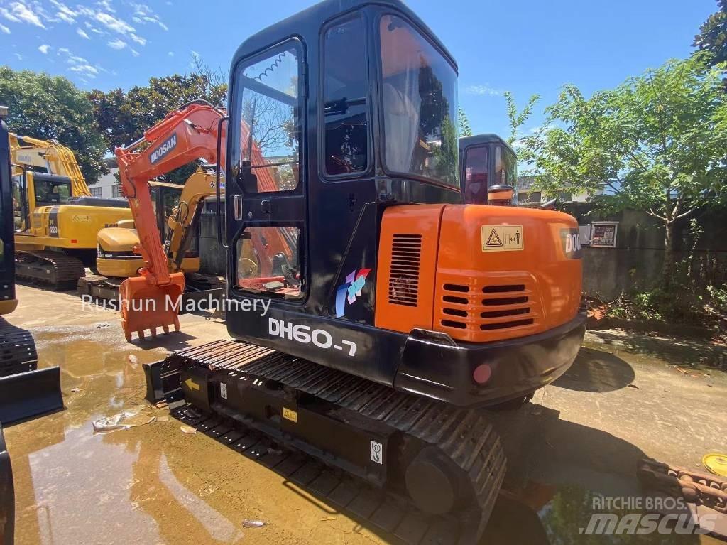 Doosan DH 60-7 Mini kotrók < 7t