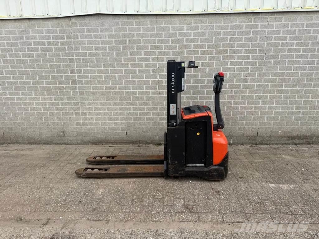BT SWE200D Gyalogkíséretű targonca