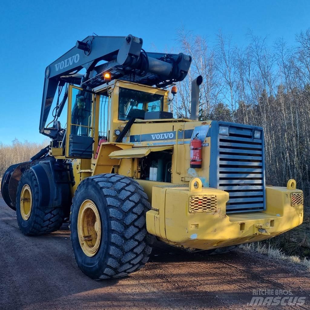 Volvo L 180 C Gumikerekes homlokrakodók