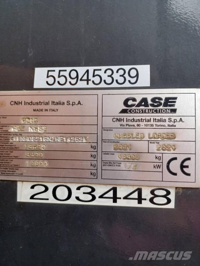 CASE 821G XR Gumikerekes homlokrakodók