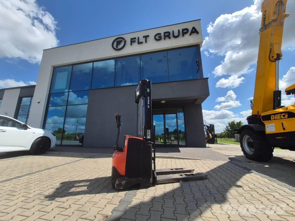 Toyota SWE140 Gyalogkíséretű targonca