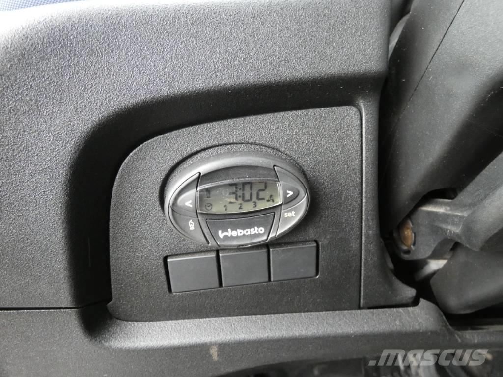 Iveco 50C 18 Dobozos teherautók