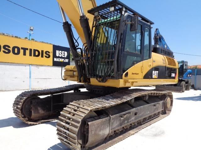 CAT 330 D L Lánctalpas kotrók