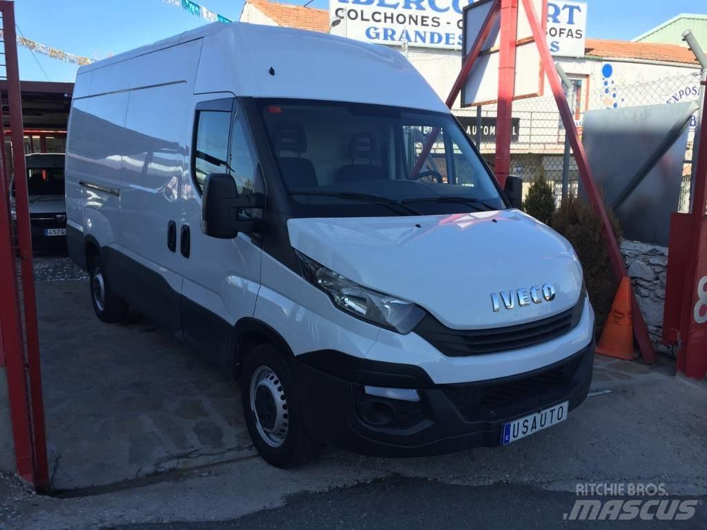 Iveco Daily 35 S 12 Dobozos