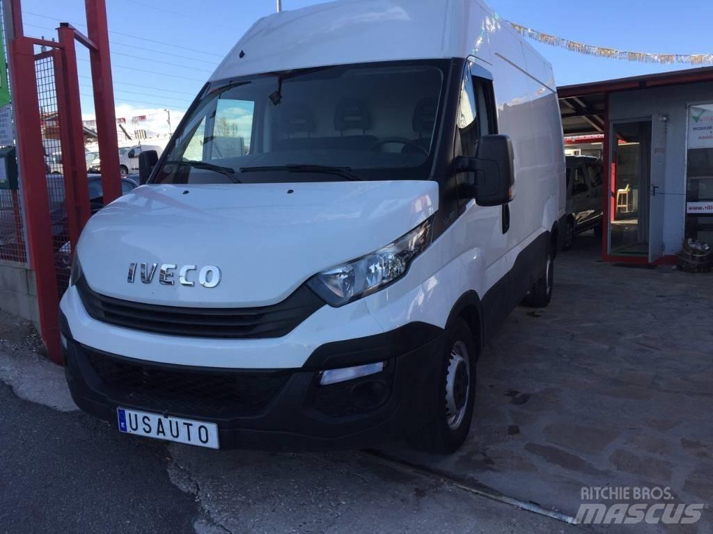 Iveco Daily 35 S 12 Dobozos