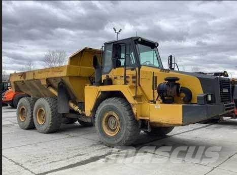Komatsu HM 300 Csuklósdömperek