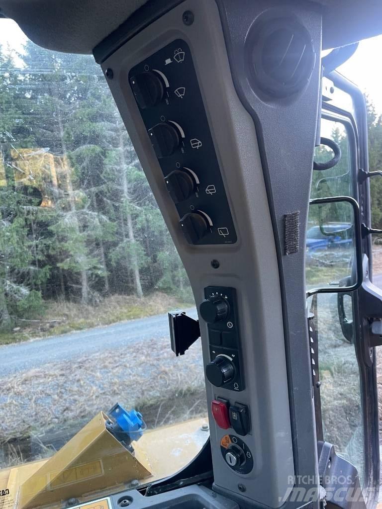 CAT D 6 XE LGP lánctalpas dózerek