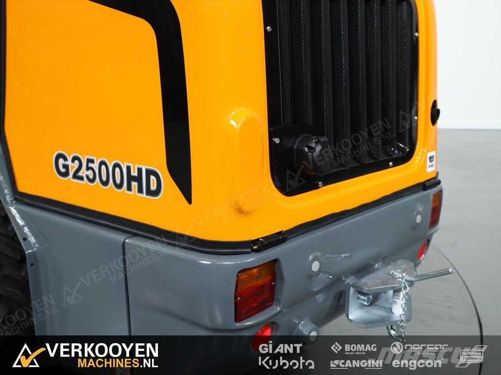 GiANT G2500 HD Gumikerekes homlokrakodók