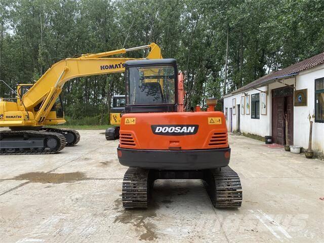 Doosan DH55 Mini kotrók < 7t