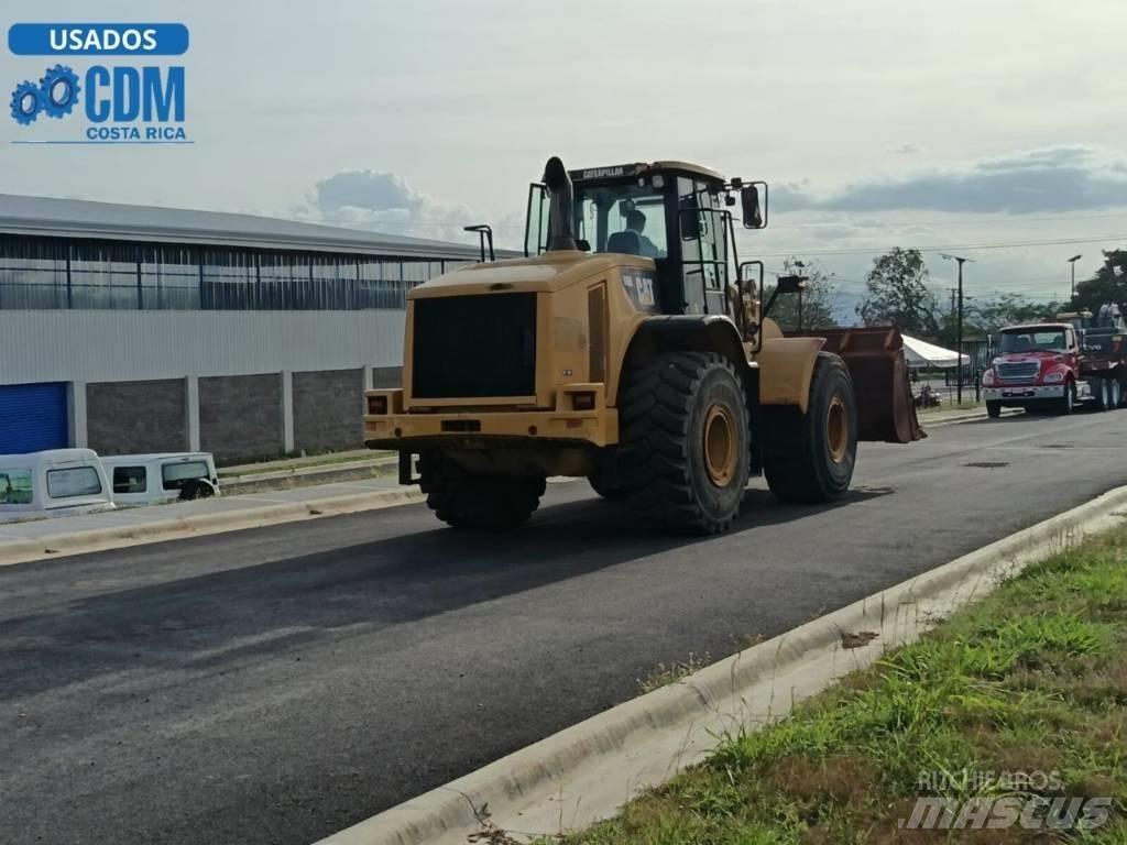 CAT 966 H Gumikerekes homlokrakodók