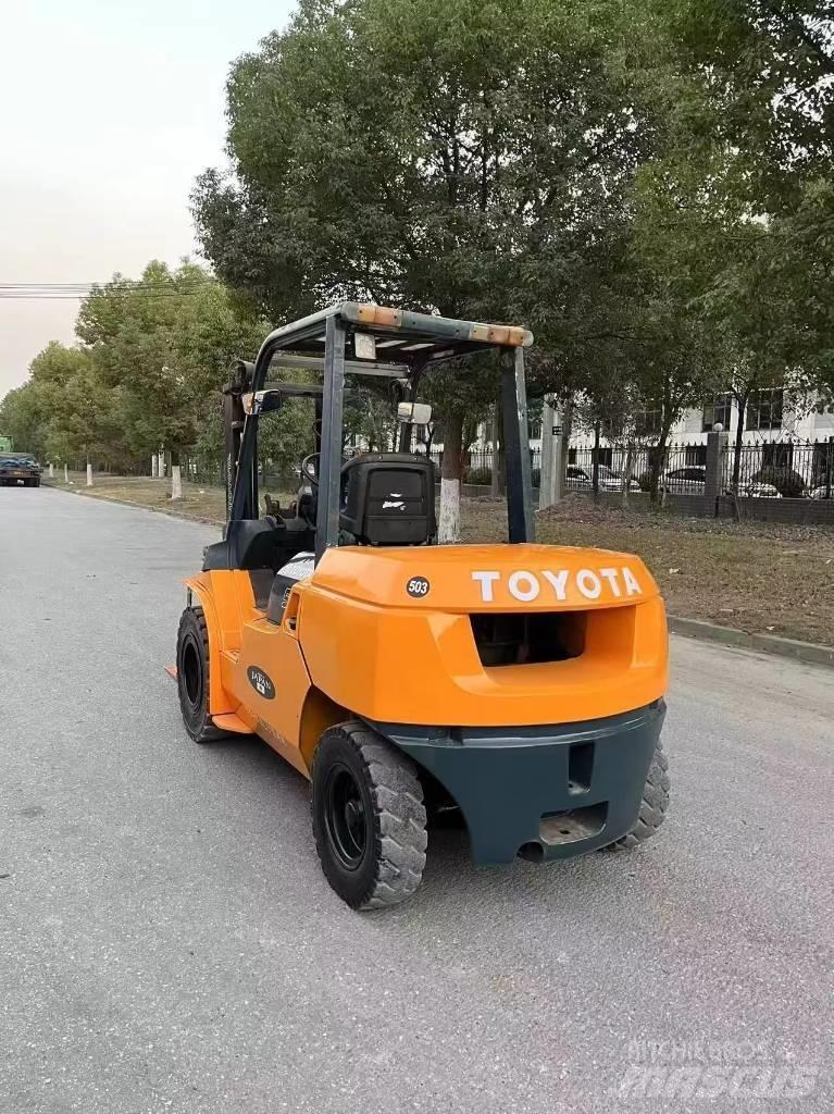 Toyota FD 50 Dízel targoncák