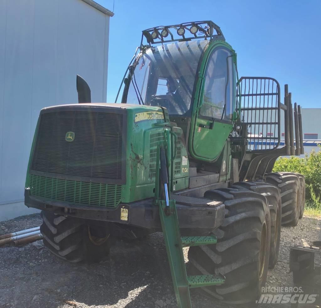 John Deere 1110 E Kihordók