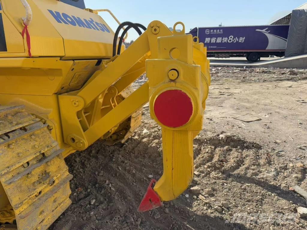 Komatsu D 85 EX-18 lánctalpas dózerek
