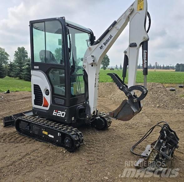 Bobcat E20 Mini kotrók < 7t