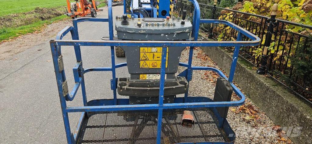 JLG E450aj Karos emelők