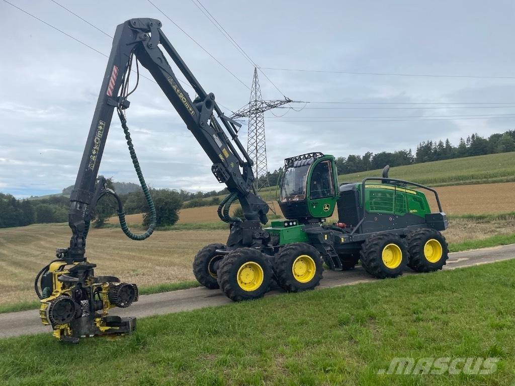 John Deere 1270G 8WD Betakarítók