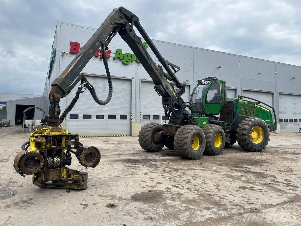 John Deere 1470E Betakarítók
