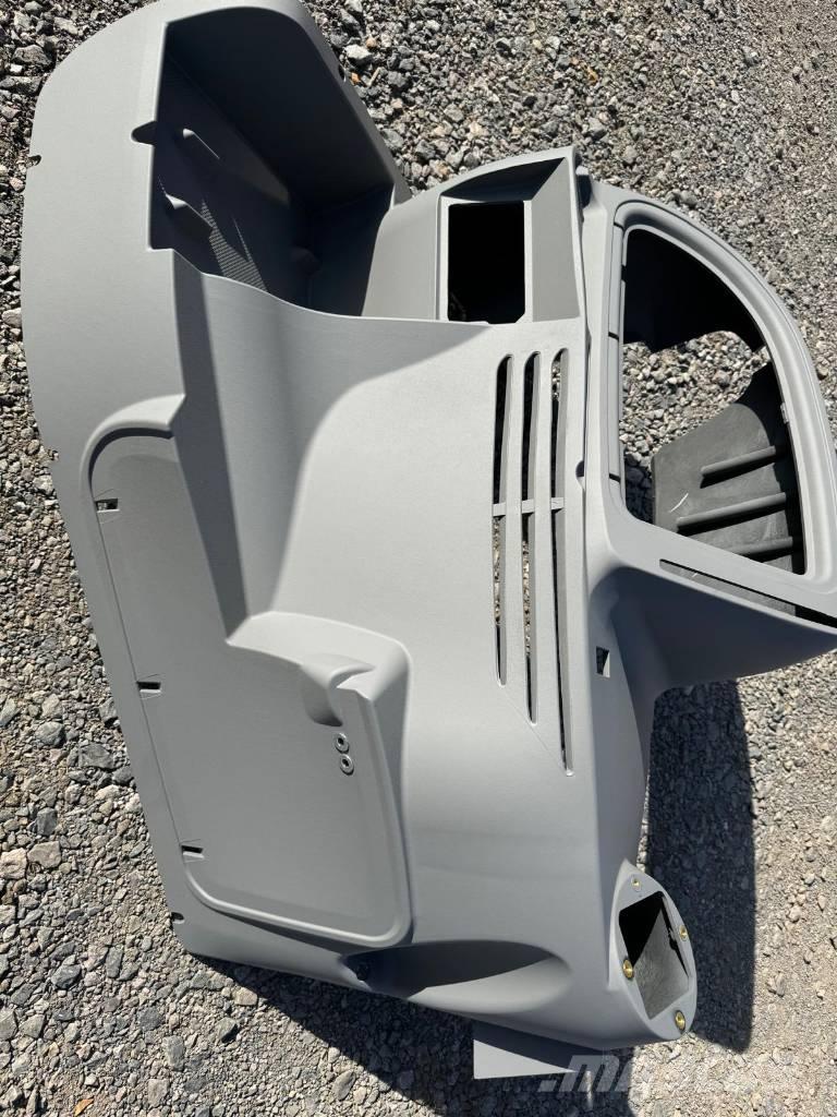 JCB 3 CX Side Panel Vezetőfülke és belső tartozékok