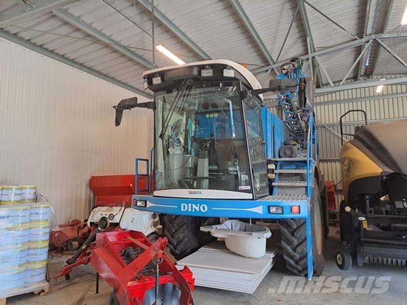 Agrio DINO 6000 Önjáró trágyaszórók
