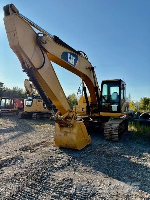 CAT 320 D Lánctalpas kotrók