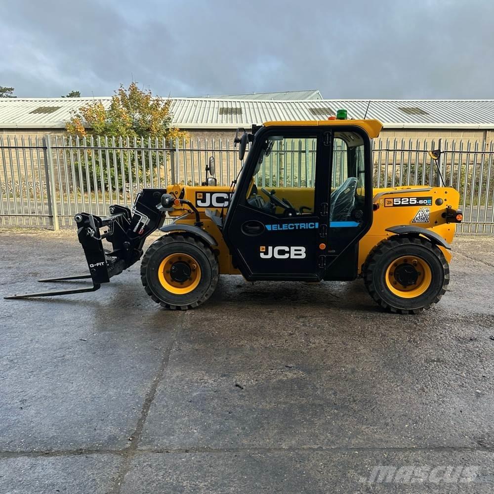 JCB 525-60E Teleszkópos rakodók