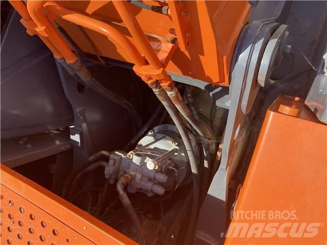 Hitachi ZX 250 Lánctalpas kotrók