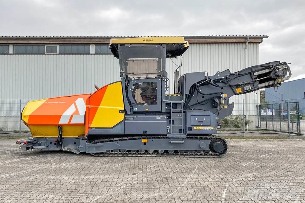 Bomag BMF 2500 S Aszfalt terítõ gépek
