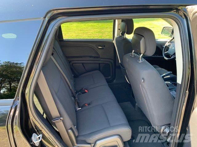 Dodge Journey SE Kistehergépjárművek