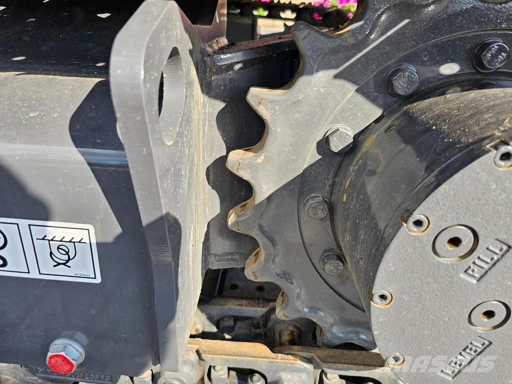 XCMG XE60GA Mini kotrók < 7t