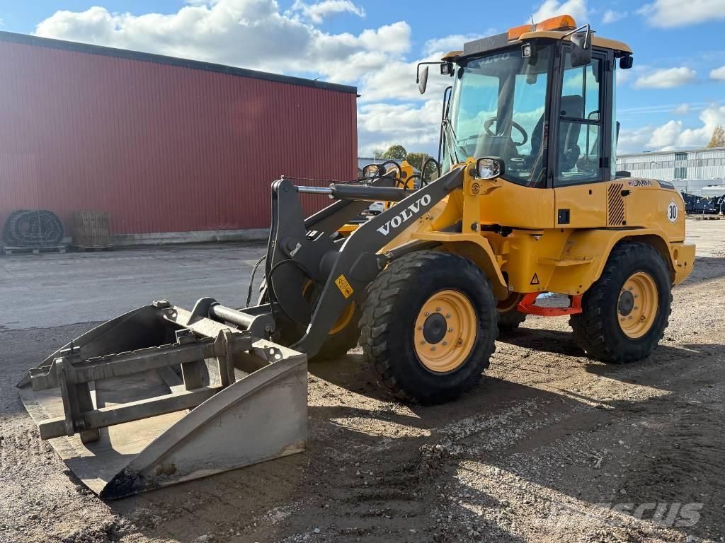 Volvo L30G Speeder Gumikerekes homlokrakodók