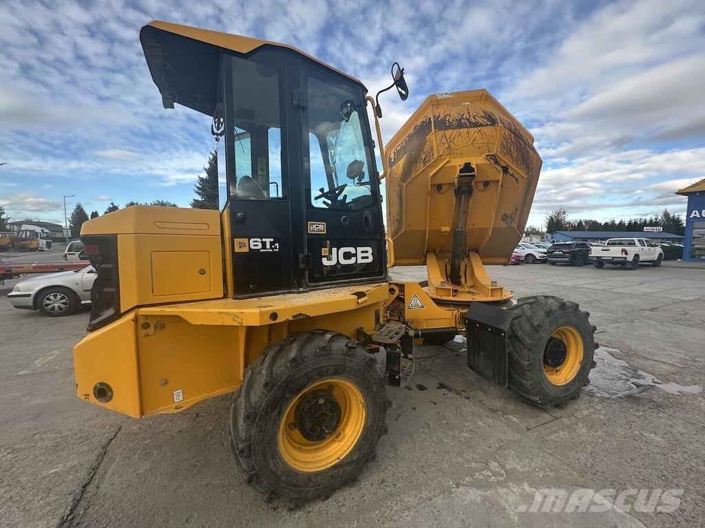 JCB 6 ST Mezei dömperek