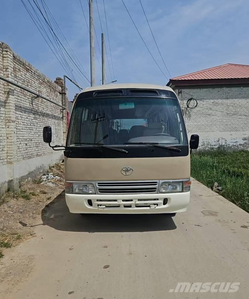 Toyota Coaster Bus Mini buszok