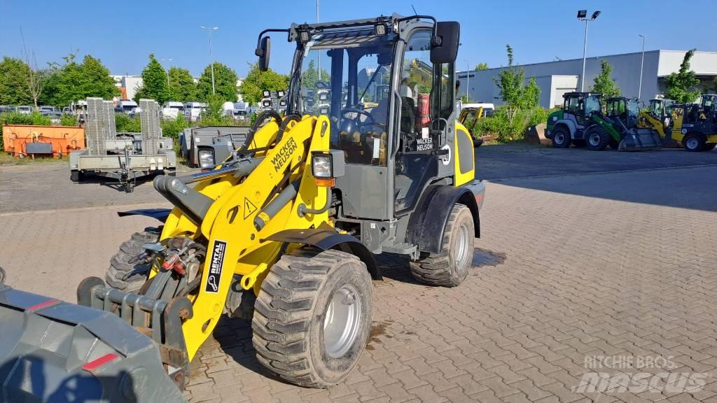 Wacker Neuson WL34 Gumikerekes homlokrakodók