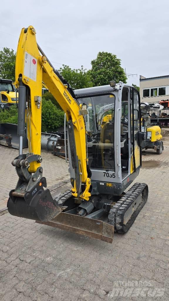 Wacker Neuson ET18 Lánctalpas kotrók