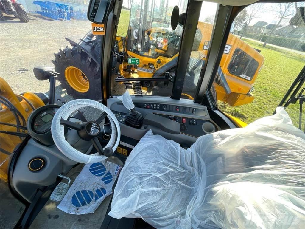JCB 409 Gumikerekes homlokrakodók