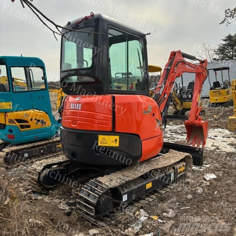 Kubota U 30 Mini kotrók < 7t
