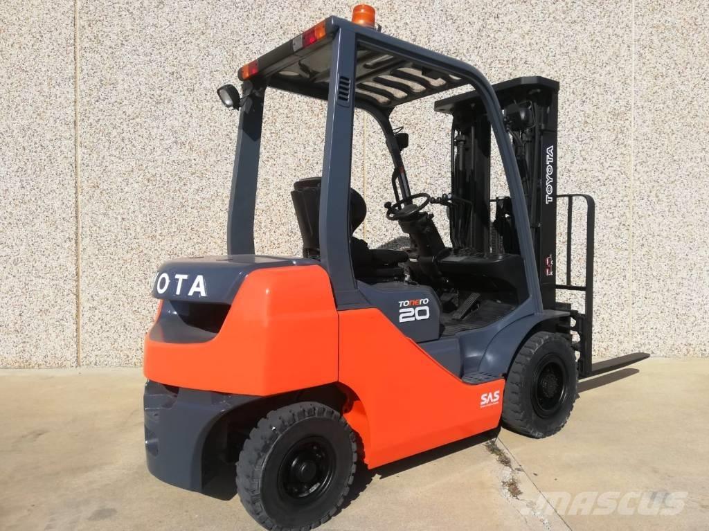 Toyota 02-8 FG F 20 Gázüzemű targoncák