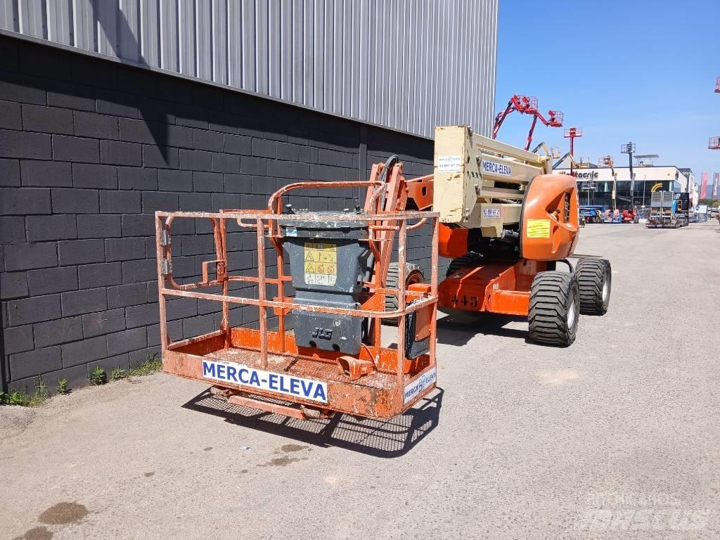 JLG 450 AJ SIII Karos emelők