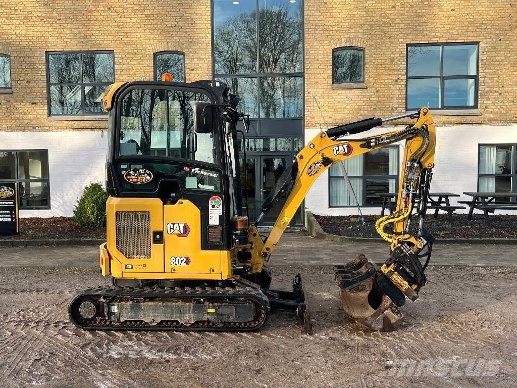 CAT 302 Mini kotrók < 7t