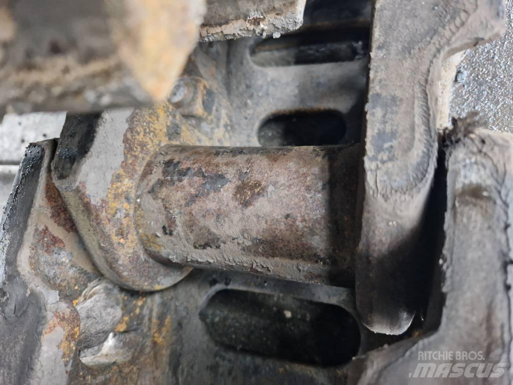 Volvo EC 300 D L Lánctalpas kotrók
